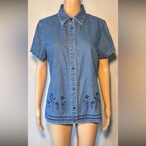 Vintage Basic Edition Women's Shirt Size M Denim Embroidered Button Down Cotton
